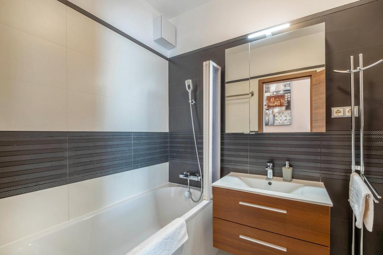 Mf Port Azur Wellness Apartments Siófok Buitenkant foto