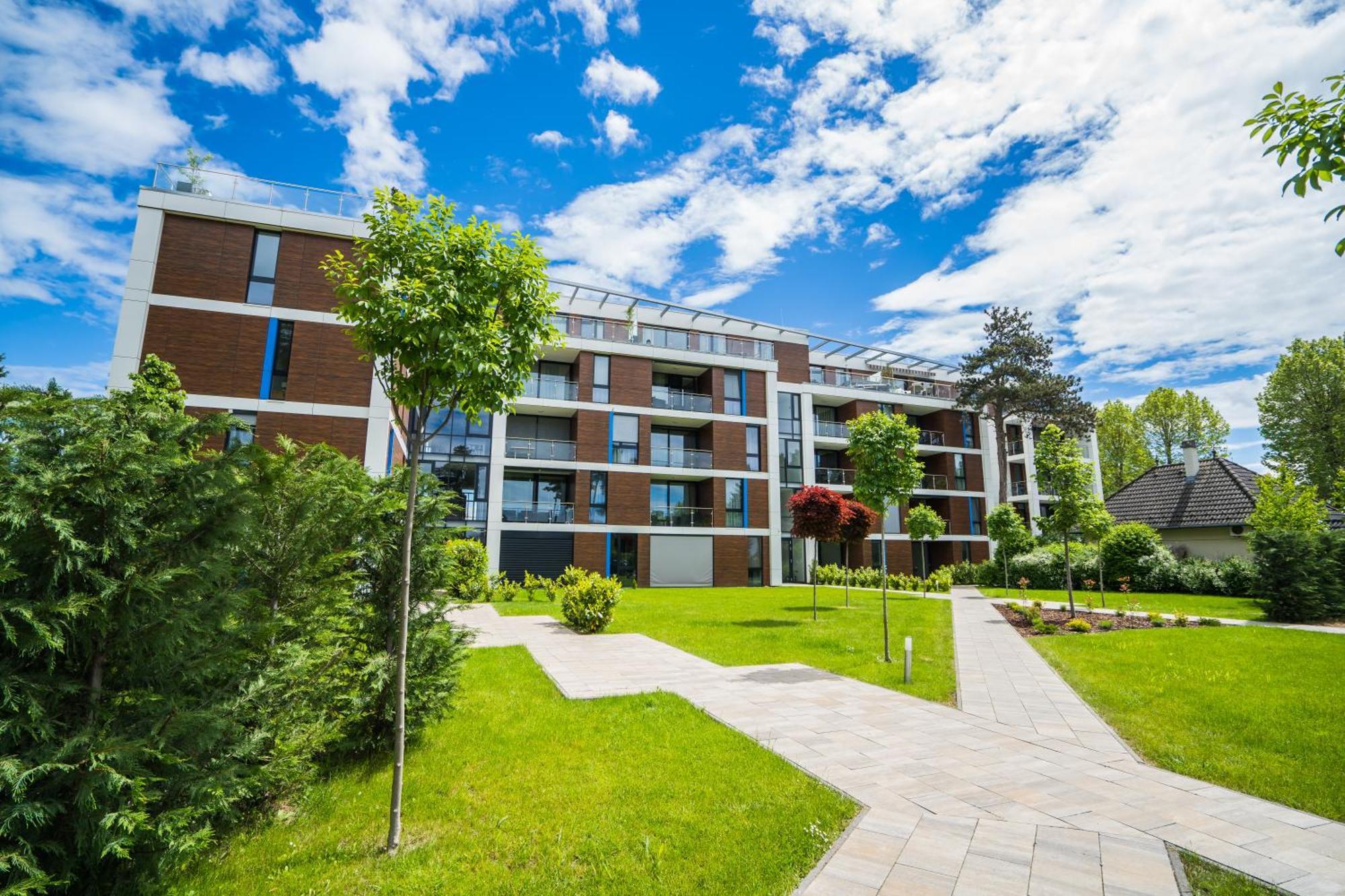 Mf Port Azur Wellness Apartments Siófok Buitenkant foto