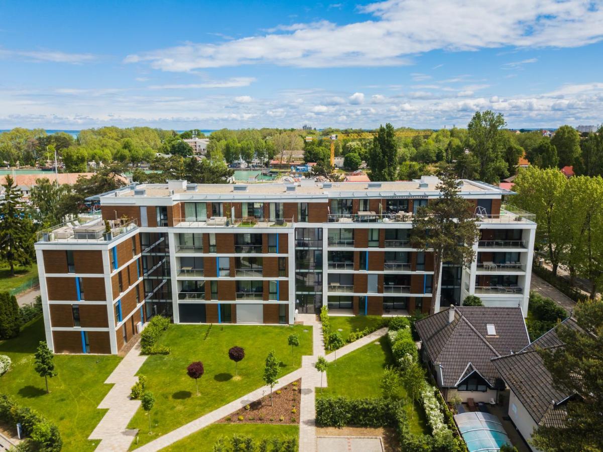 Mf Port Azur Wellness Apartments Siófok Buitenkant foto