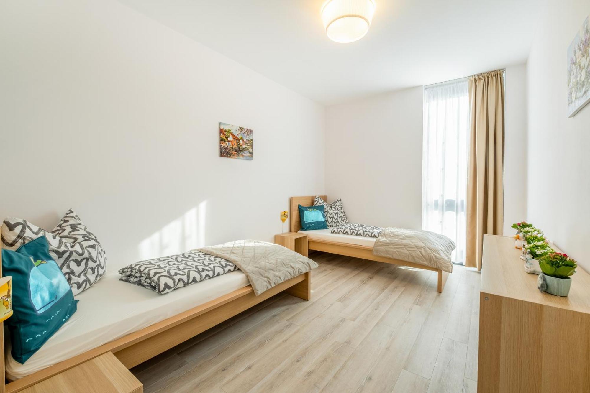 Mf Port Azur Wellness Apartments Siófok Buitenkant foto