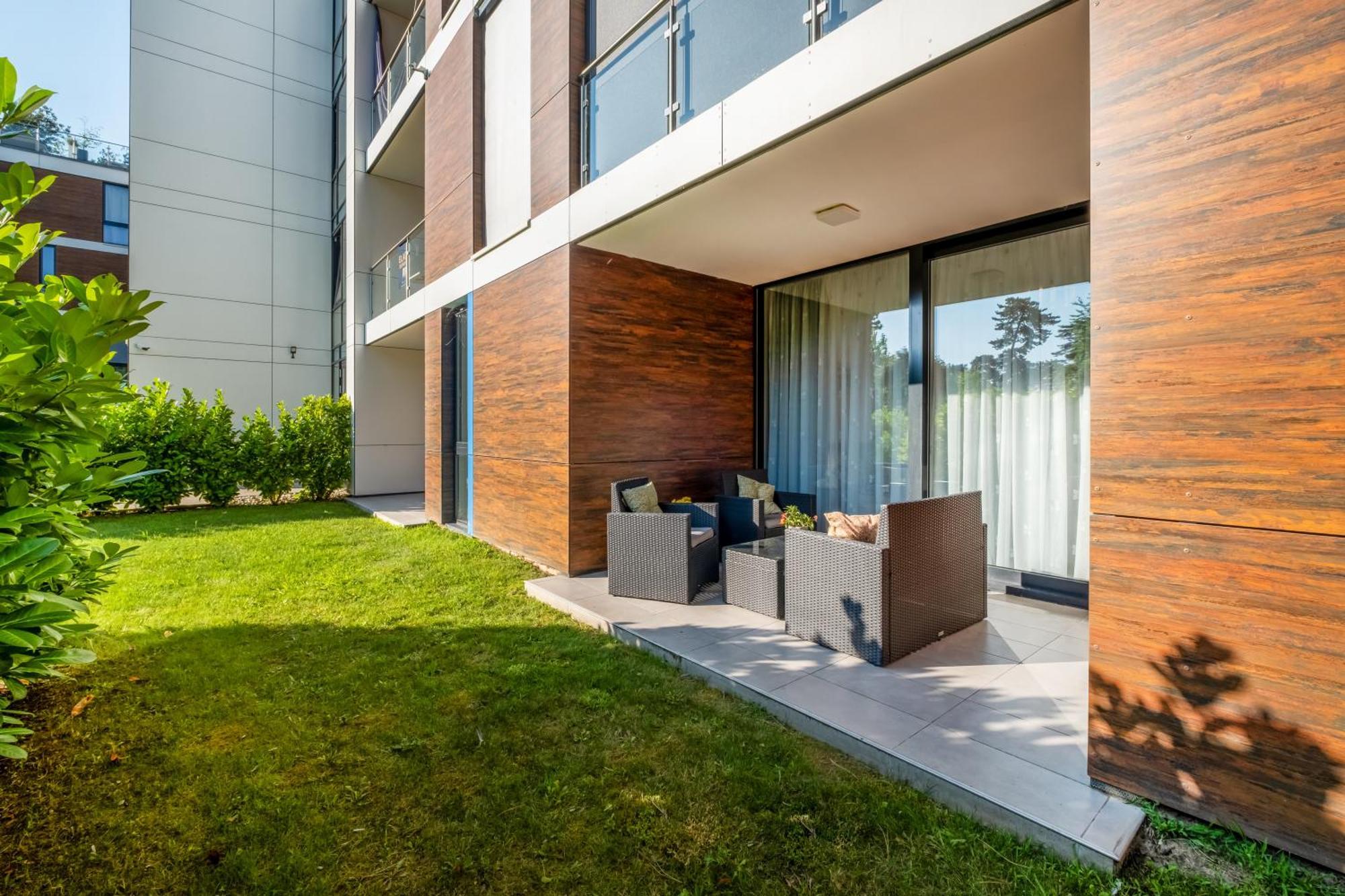 Mf Port Azur Wellness Apartments Siófok Buitenkant foto